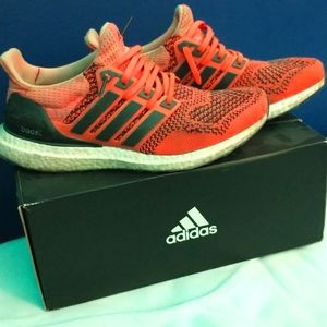 Solar orange Ultra boosts